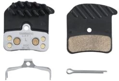 Shimano H03C Metal Ice-Tec Disc Brake Pads Brake Pads | Bike-Discount