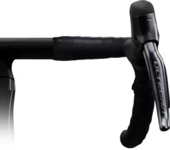 Shimano ULTEGRA Di2 ST-R8170+BR-R8170 2-speed Disc Brake Front Disc Brakes - Front Brakes | Bike-Discount 10 Shimano ULTEGRA Di2 ST-R8170+BR-R8170 2-speed Disc Brake Front Disc Brakes - Front Brakes | Bike-Discount -Shimano Riding Shimano ULTEGRA Di2 ST R8170 BR R8170 2 fach Scheibenbremse vorne IR8170DLF6SC100F e 1280x1280